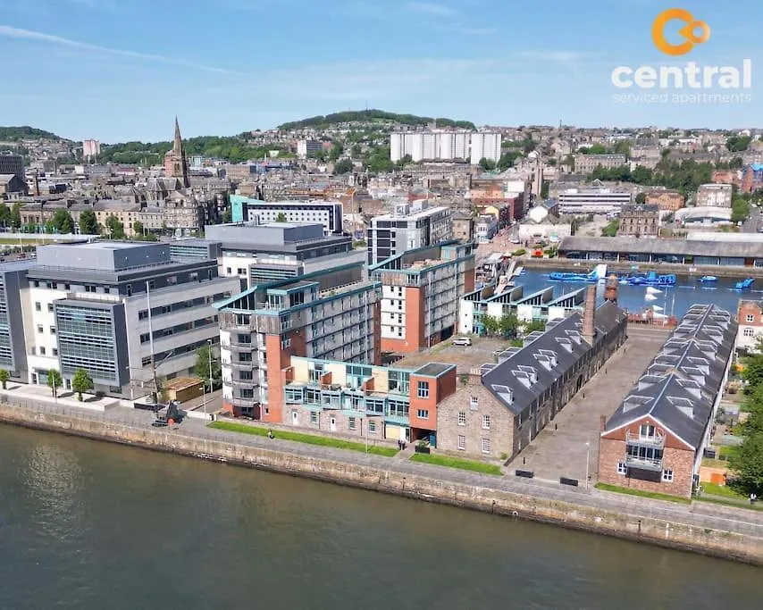 Central Serviced Apartments - 2 Bedroom - City Quay Views - Walk Into The City Centre - Smart Tvs In All Rooms - We Are Your Short Term Stay Specialists In Dundee - Get In Touch To Book Your Stay - Central Short Lets Dundee