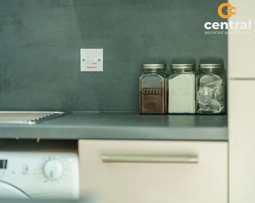 Central Serviced Apartments - 2 Bedroom - City Quay Views - Walk Into The City Centre - Smart Tvs In All Rooms - We Are Your Short Term Stay Specialists In Dundee - Get In Touch To Book Your Stay - Central Short Lets Dundee United Kingdom