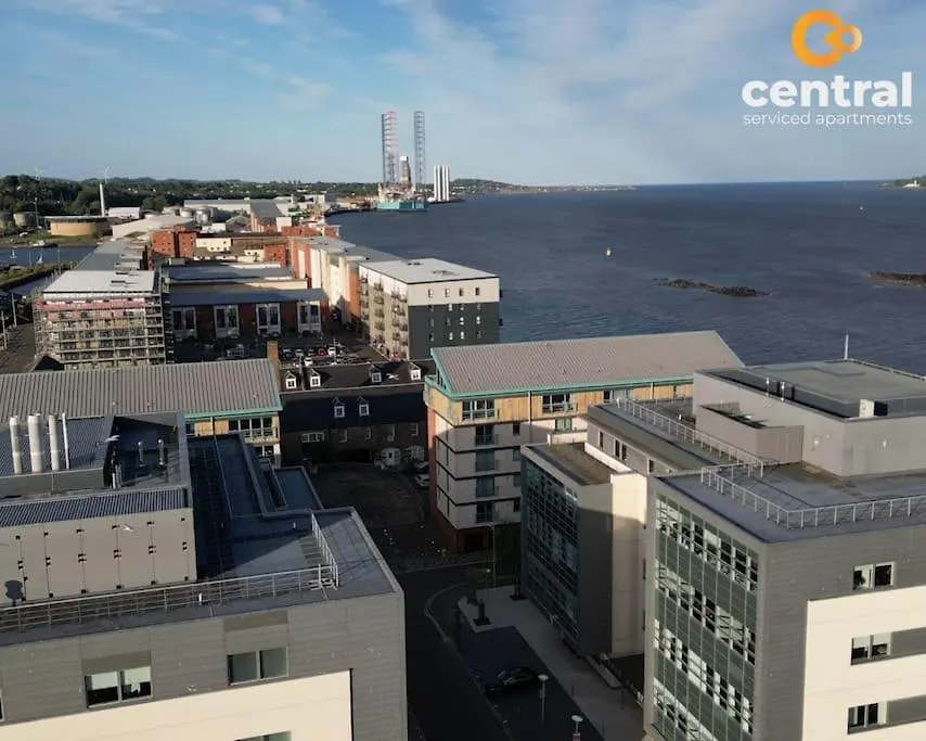 Central Serviced Apartments - 2 Bedroom - City Quay Views - Walk Into The City Centre - Smart Tvs In All Rooms - We Are Your Short Term Stay Specialists In Dundee - Get In Touch To Book Your Stay - Central Short Lets Dundee United Kingdom